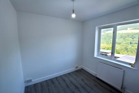 70 Bryntirion, Ynysboeth, Mountain Ash, CF45 4EX