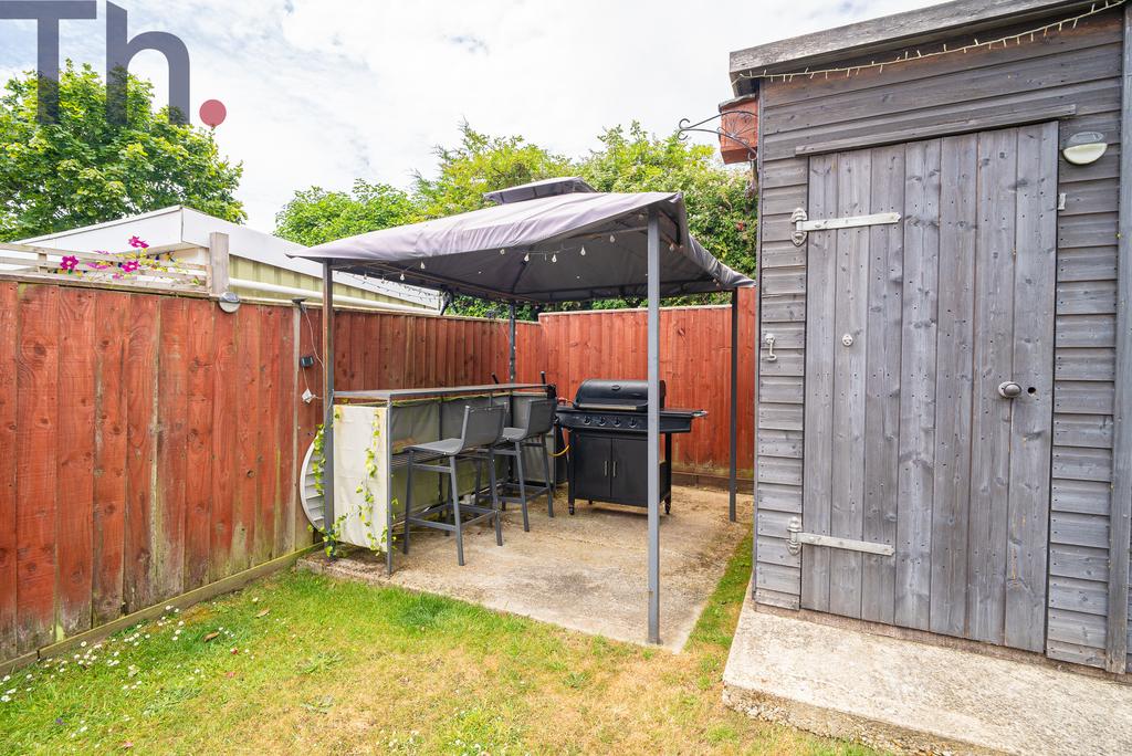 Outdoor Dining Area