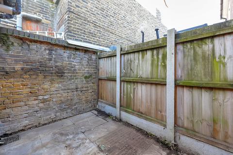 undefined, Bartlett Mews, E14