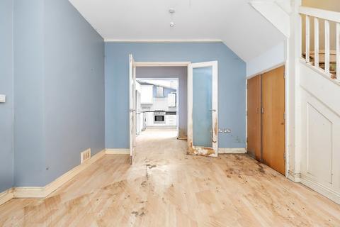 undefined, Bartlett Mews, E14