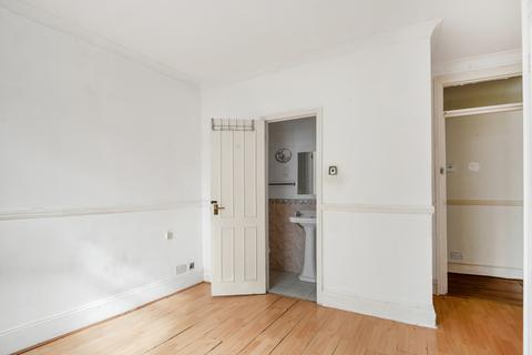 undefined, Willesden Lane, NW6
