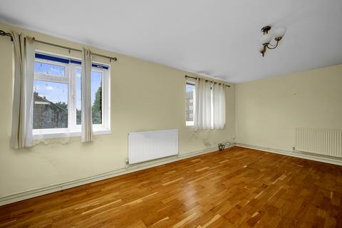 3 bedroom flat for sale, Eric Close, E7