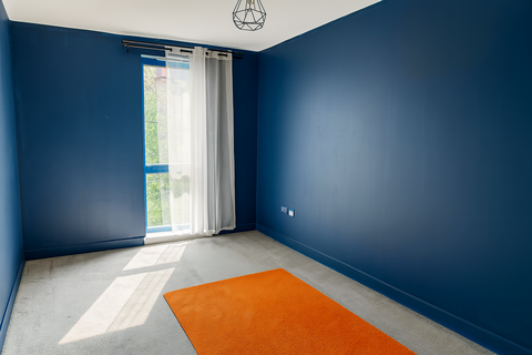 1 bedroom flat for sale, Upper North Street, E14