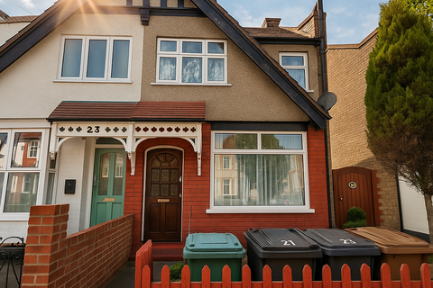 undefined, Lyndhurst Road, E4