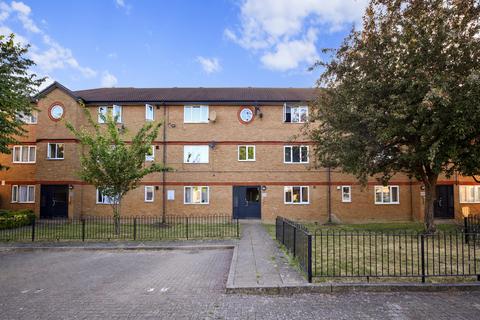 Harrier Way, E6