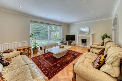 undefined, 1 Saxon Court, Tettenhall, Wolverhampton, WV6 8SA