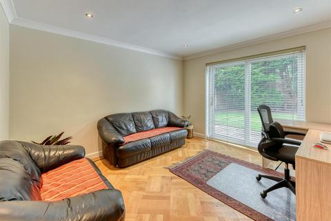 undefined, 1 Saxon Court, Tettenhall, Wolverhampton, WV6 8SA