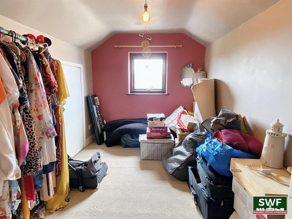 Bedroom3.jpg