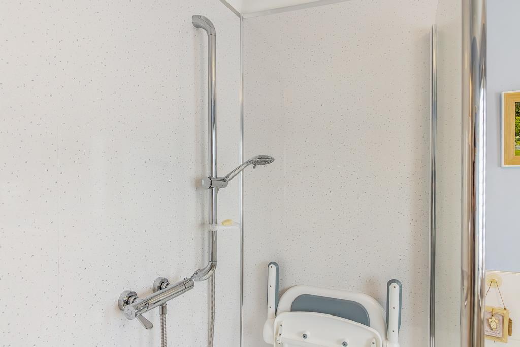 4 Ranville Close (Pinchbeck)-31.jpg