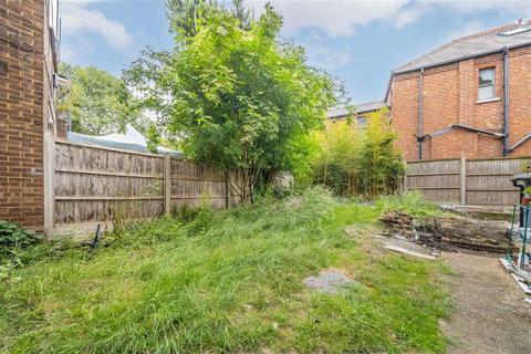 2 bedroom flat for sale, Neasden Lane, London NW10