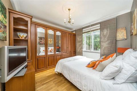 2 bedroom flat for sale, Neasden Lane, London NW10