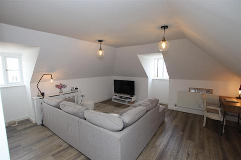 1 bedroom apartment for sale, Constance Grove, Dartford