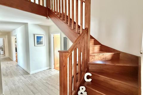 4 bedroom detached house for sale, St Ives Park, Ashley Heath, BH24 2JX