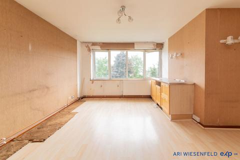 2 bedroom flat for sale, Bridge Lane, London NW11