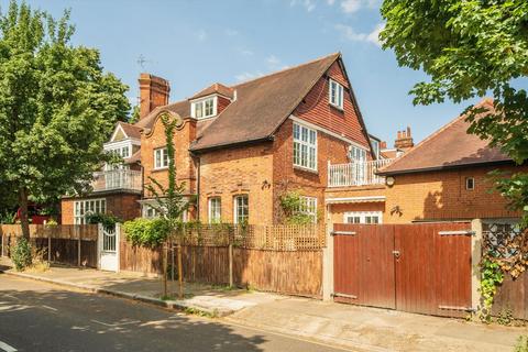 undefined, Roman Road, London W4