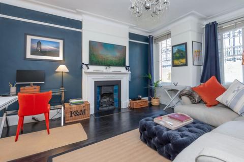2 bedroom flat for sale, Challoner Street, London W14