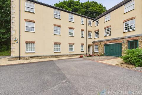 undefined, Yew Tree Court