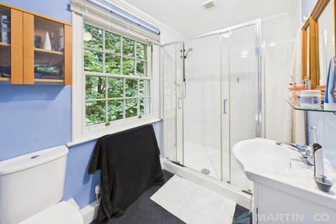 undefined, Yew Tree Court