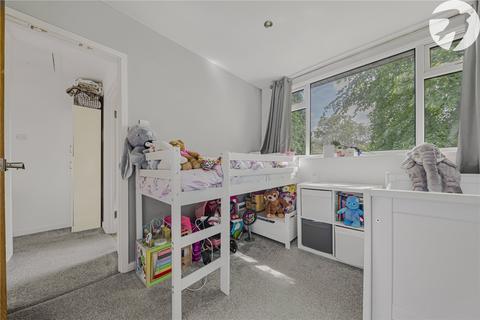 25 Monks Orchard, Dartford, DA1 2TB