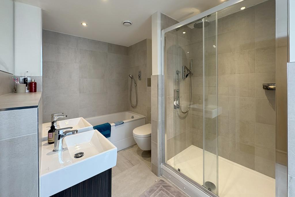 28 AP En Suite 1