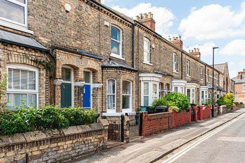 2 bedroom terraced house to rent, Neville Terrace, York YO31
