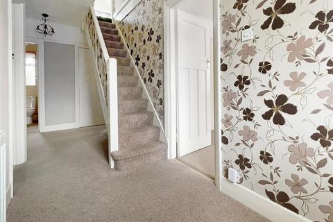 20 Angmering Way, Rustington, Littlehampton, BN16 3RA
