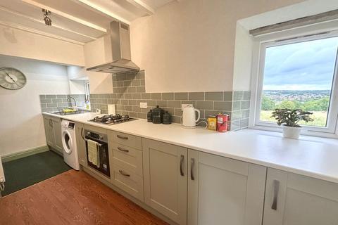 2 bedroom cottage for sale, Bradford Road, Clayton, Bradford