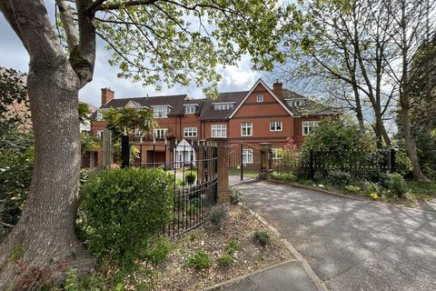 2 bedroom apartment for sale, Hampton Court, Solihull B91