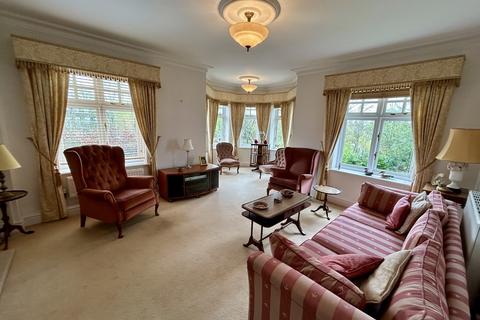 2 bedroom apartment for sale, Hampton Court, Solihull B91