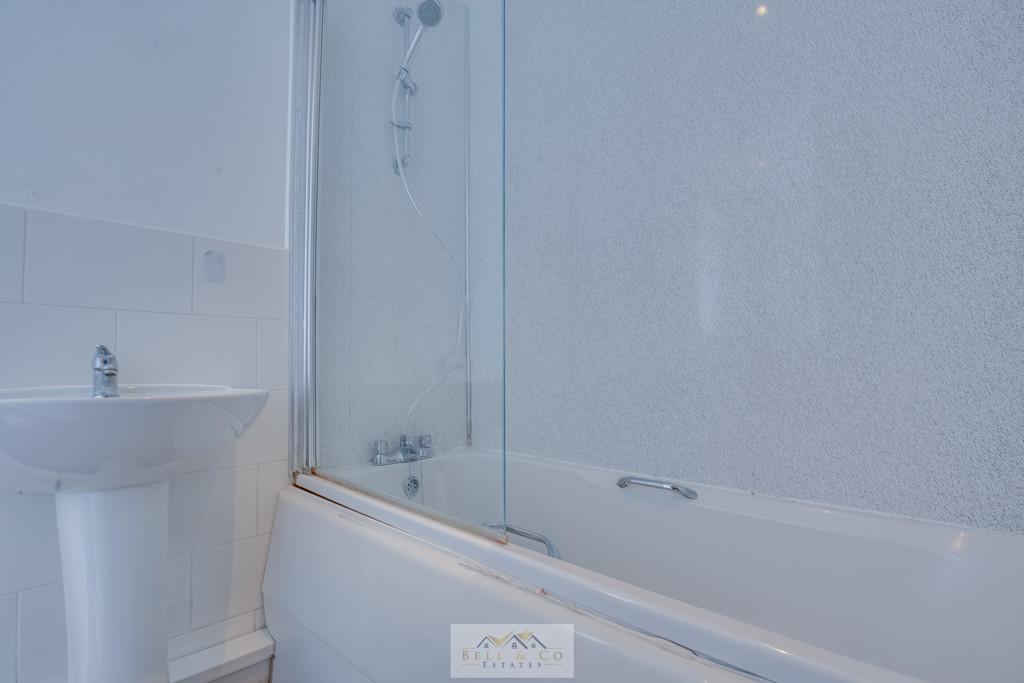 Bathroom 1.1