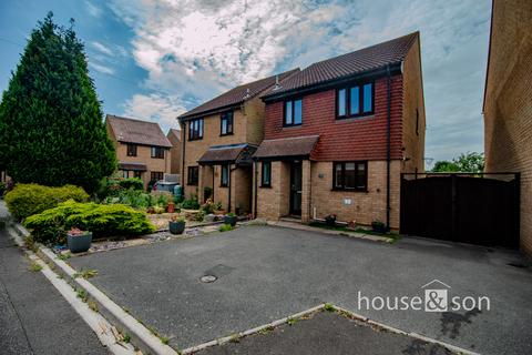 Kingswell Grove, Bournemouth