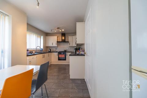 6 Fasson Close, Tamworth, B77 1GJ