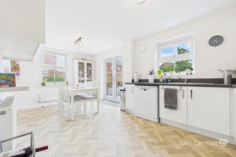 undefined, Dowling Road, Uttoxeter