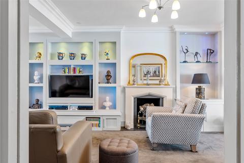 4 bedroom detached house for sale, Lakehurst Road, Epsom, Surrey, KT19