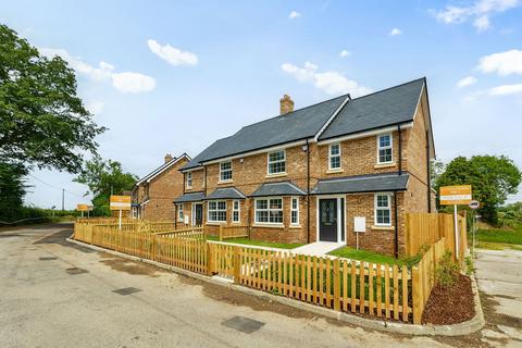 undefined, Spenny Lane, Tonbridge TN12