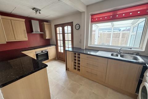 2 bedroom bungalow for sale, South Square, Cleveleys FY5