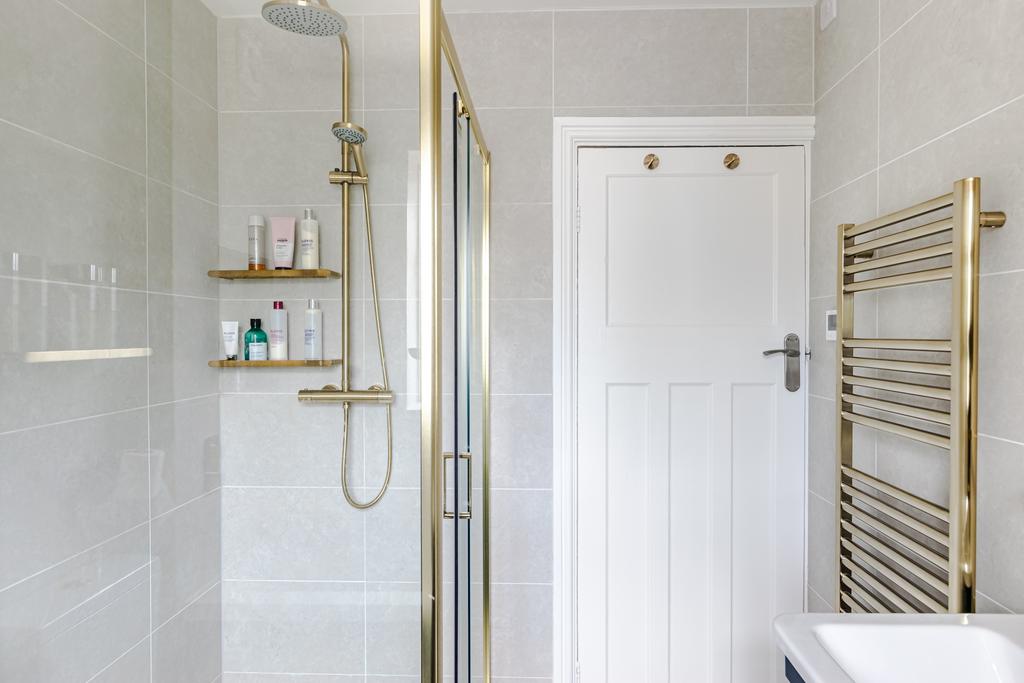 Bathroom2