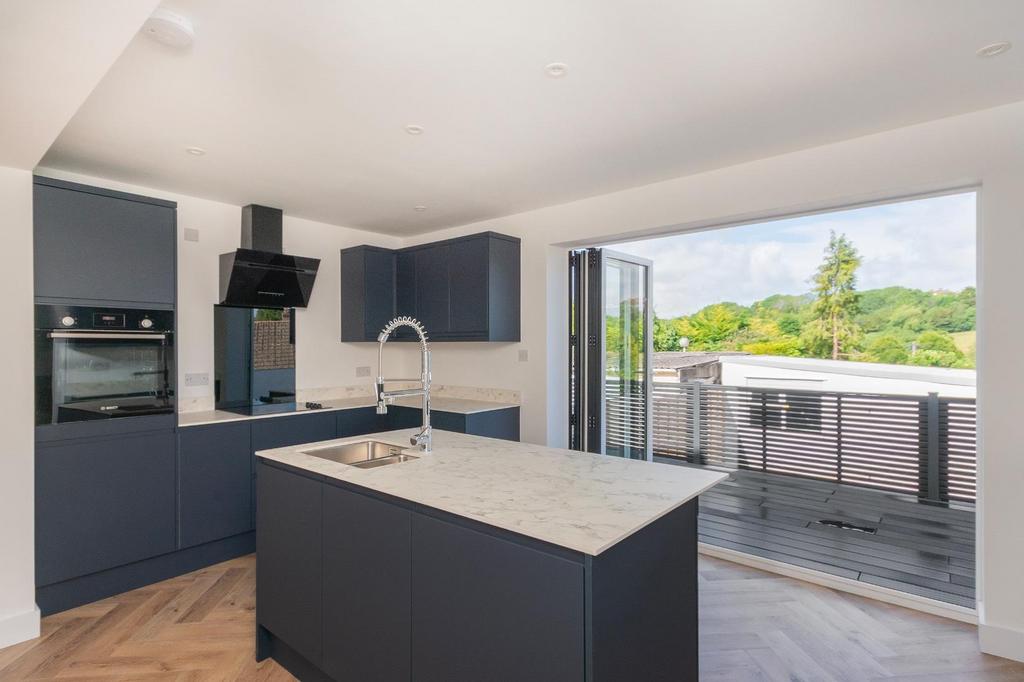 4 H2 LBH - Kitchen D.jpg