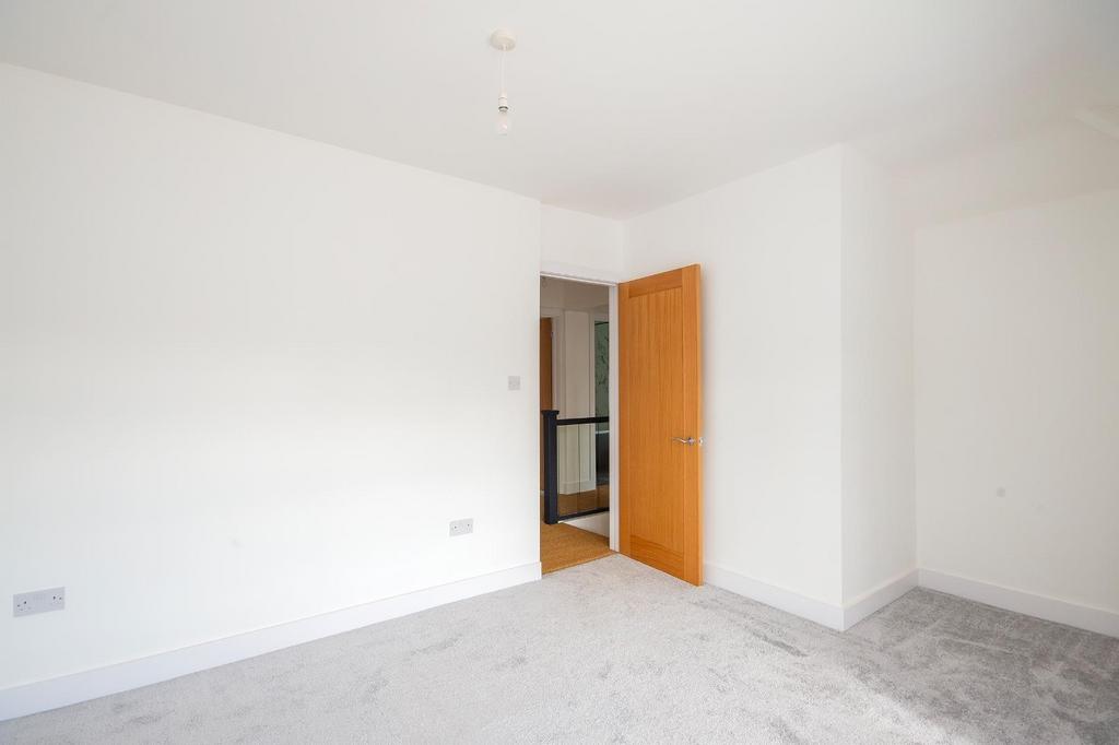 4 H2 LBH - Bedroom I.jpg