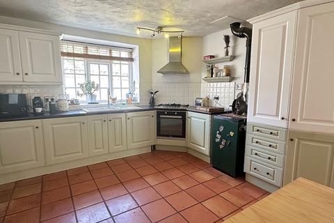 20 Beech Lane, Kislingbury, Northampton, NN7 4AL