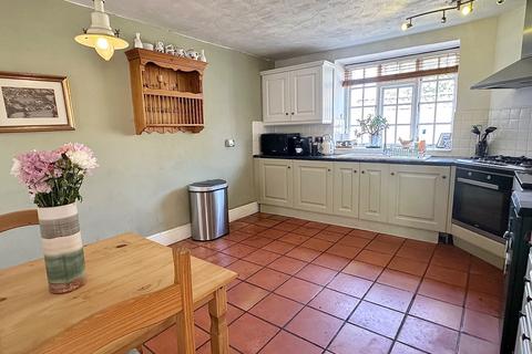 20 Beech Lane, Kislingbury, Northampton, NN7 4AL