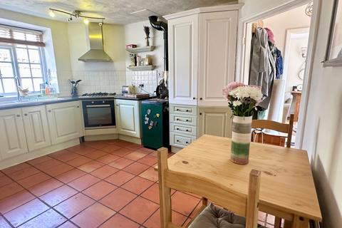 20 Beech Lane, Kislingbury, Northampton, NN7 4AL