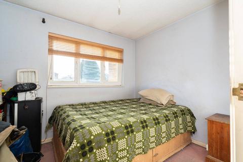 1 bedroom flat for sale, Hunters Lane, Watford, WD25