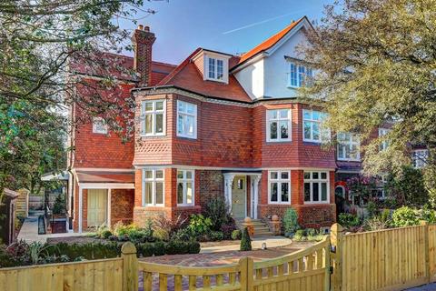 Lancaster Road, London SW19