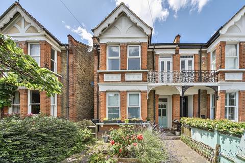 16 Sidney Road, Beckenham, BR3 4QA