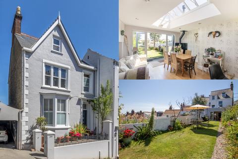 undefined, Mount Durand, St Peter Port, Guernsey