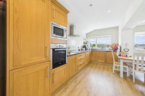 4 bedroom semi-detached house for sale, St Quentin Drive, Bradway, S17 4PP