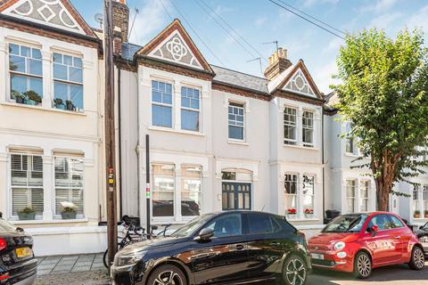 17c Treport Street, London, SW18 2BW