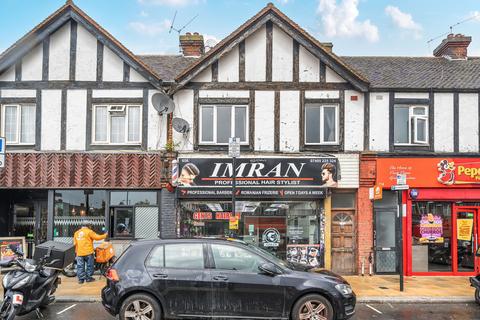 3 bedroom apartment for sale, Kingsbury Road, London NW9