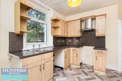 65 Brompton Road, Bradford, BD4 7JD